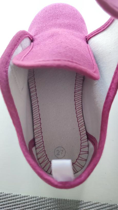 Papučky nové, 27