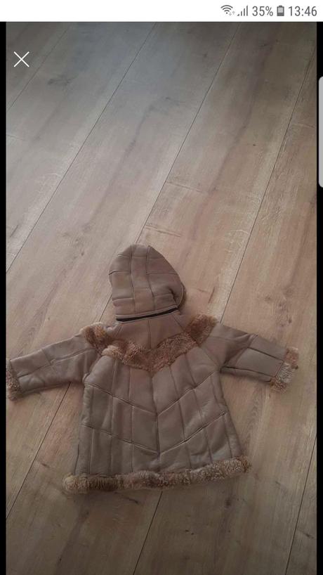 Kožušinový kabát, 104