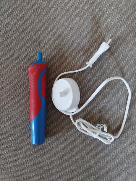 Braun detská zubná kefka, 