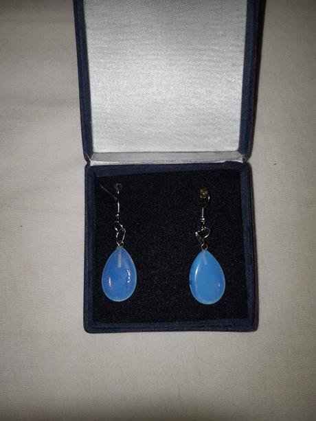 Naušnice opalove antialerg.4,90e-1,50e, 