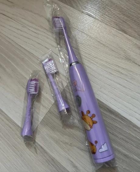 Detská elektrická zubná kefka, 