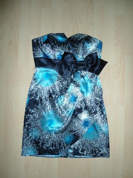 Cierno-modre saty, s