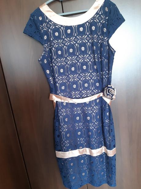 Spoločenské šaty, 46