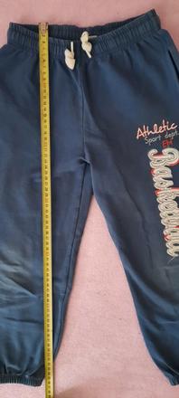 Tepláky na dvor, 116