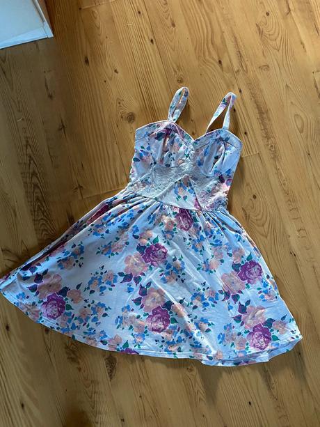 Romanticke kvetinkove saty, topshop,m