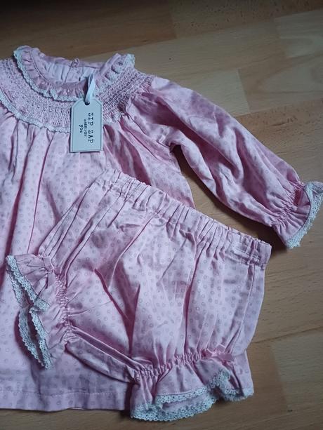 Nové dievčenské veci 68-74-80, next,68