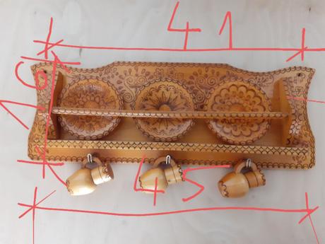 Drevenna dekoracia na stenu, 