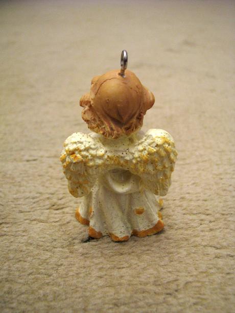 Mini závesná soška anjel,