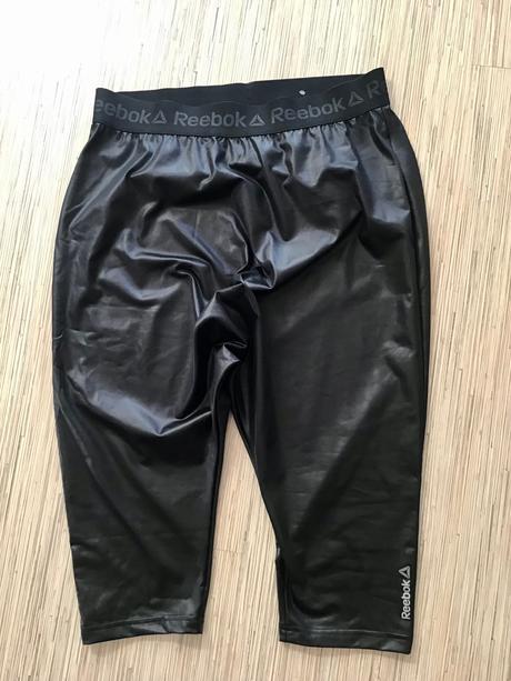 Perfektné pudlove tristvrtaky/chodskr, reebok,m