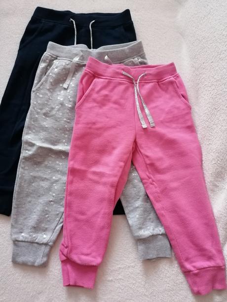 Dievčenské tepláky, lupilu,98