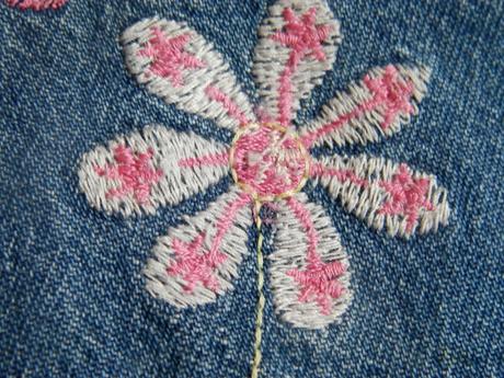 Riflové šatky s vyšívanými kvietkami, c&a,80