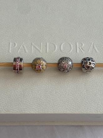 Pandora klipy, pandora