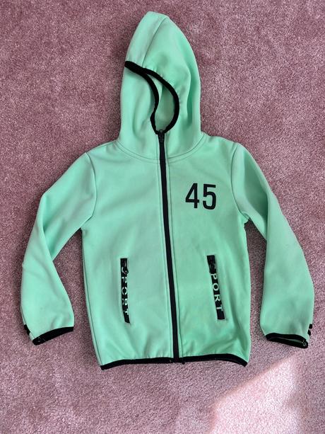 Tepla mikina na dvor, 122