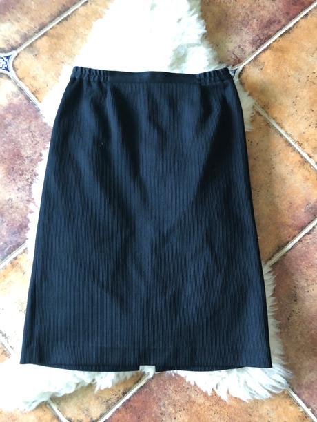 Elegantna cierna sukna, xl