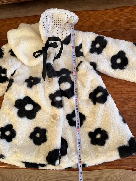 Slávnostný kožušinkový kabátik (fotenie), 110