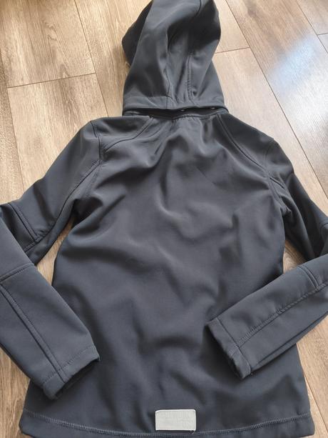 Športová softshellová bunda 146/152, takko,146