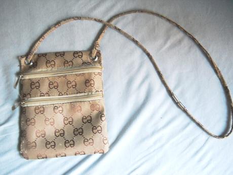 Kapsička, aj cez plece, 