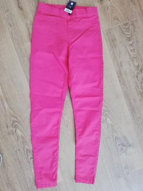 Dámske džegínsy, esmara,36