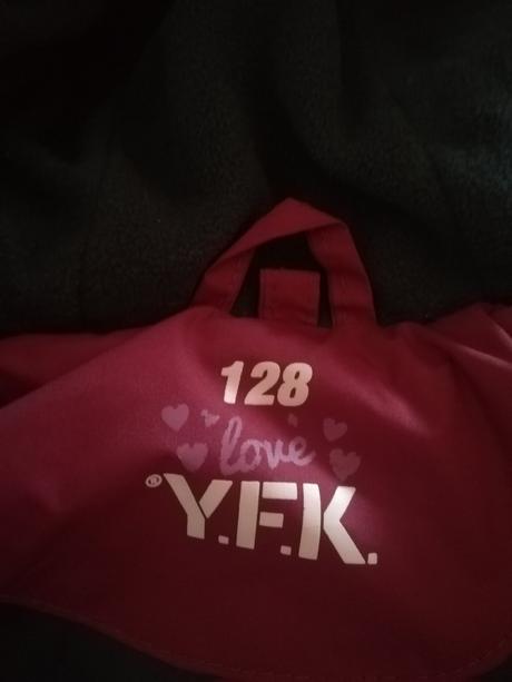 Dievčenská bunda, 128