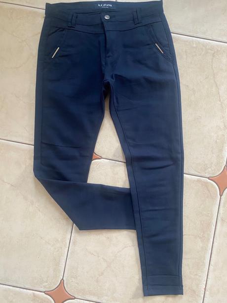 Elegantné nohavice, 40