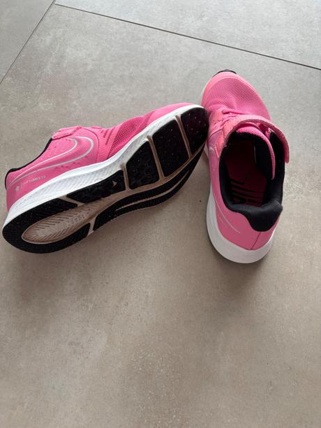 Nike tenisky, nike,32