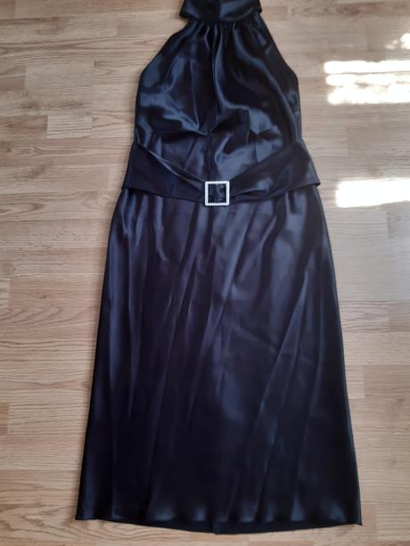 Spoločenské šaty, 42