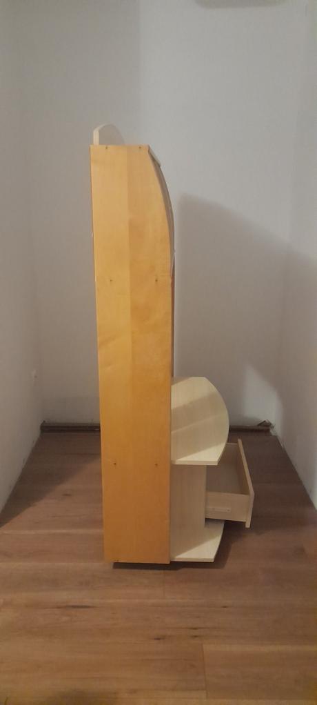 Skrinka na kolieskach,