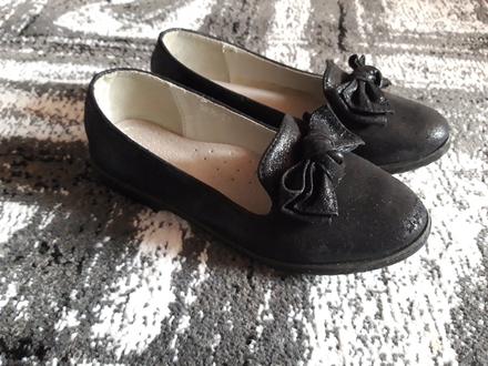 Dievčenské topánky, 31