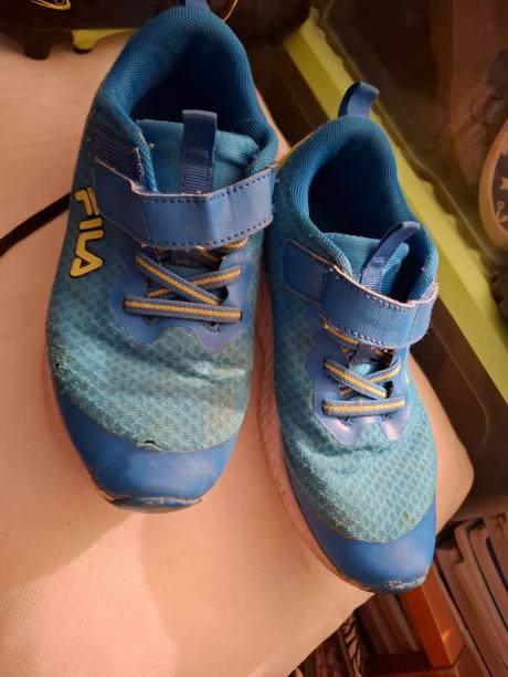 Fila tenisky na donosenie, fila,32