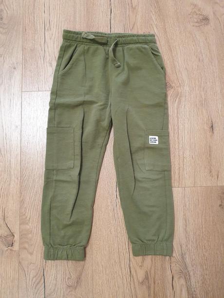 Tepláky, sinsay,116