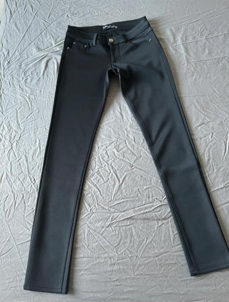 Elegantné nohavice, m