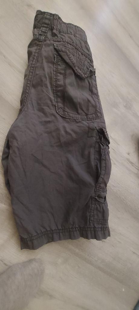 Kraťasy s vreckami - kapsáče, 146