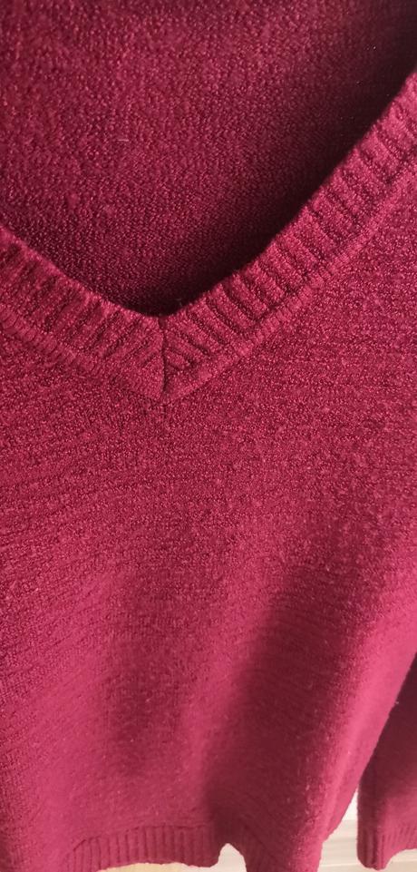 Červený pulover, m