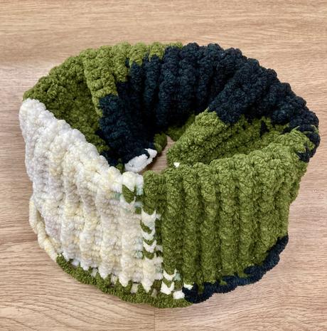 Nákrčník hand made 110/116, 116