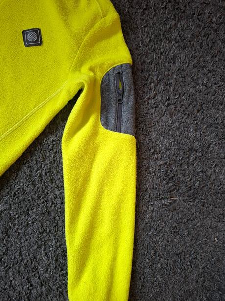 2x flisove mikiny, 140