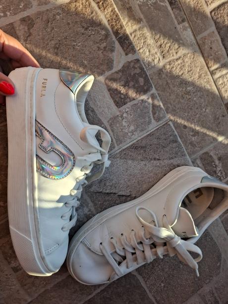 Furla kožené tenisky, 35