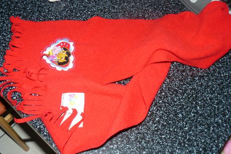 Šál dora explorer, 92