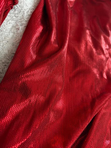 Trblietavé šaty, xs