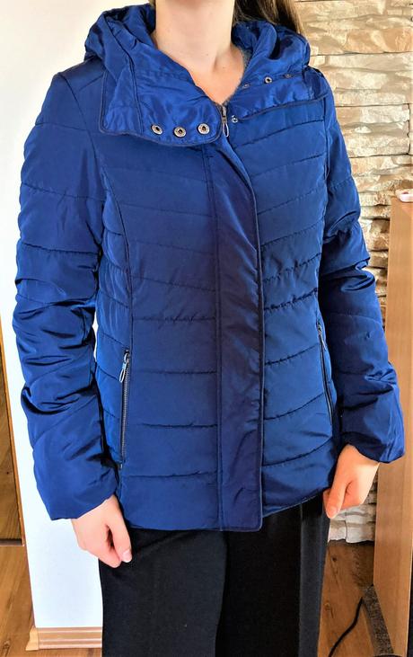 Dievčenská zimná vetrovka zn.volcano, veľ.xs, xs