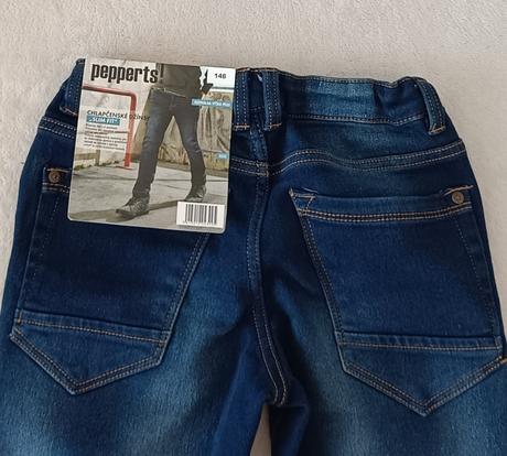 Nové mäkké džínsy, pepperts,146