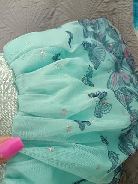 Krásna suknička s motýlikmi, 128