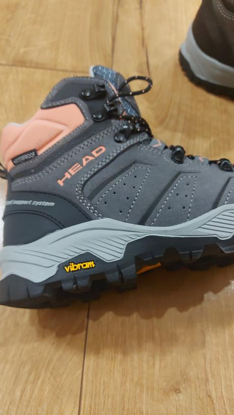 Turistické topánky, 37