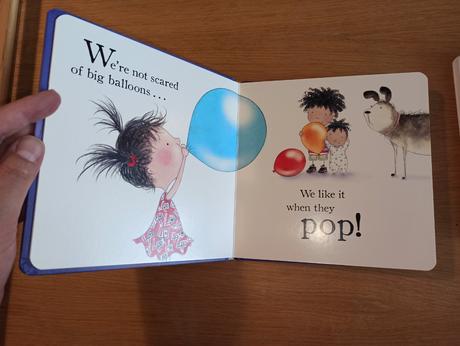 Zoe and beans leporela, 