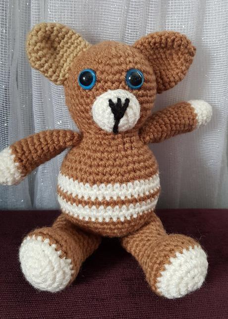 Háčkovaný medvedík, 