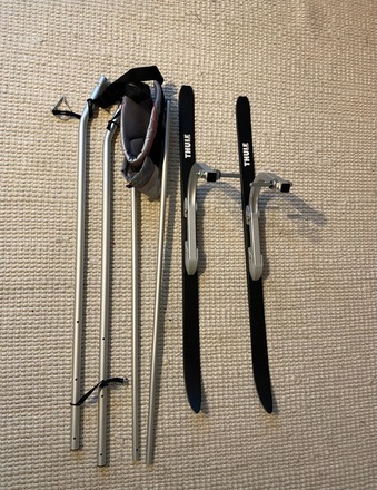 Ski set thule na cyklovozik, 