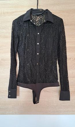 Čipkové kvalitné body raz oblečené, s