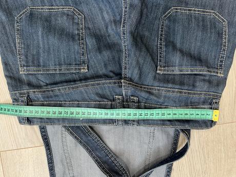 3/4 tmavé rifle na traky, s