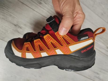 Turisticke tenisky salomon 28, salomon,28