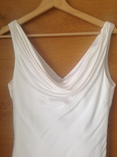 Hodvábne svadobné spoločenské šaty, s