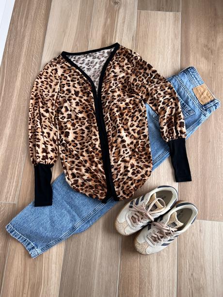 Leopardí svetrík, s
